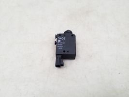 Opel Zafira A Loading door lock 90460062