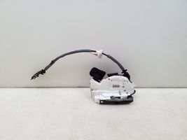 Volkswagen Jetta VI Front door lock 5K1837016E