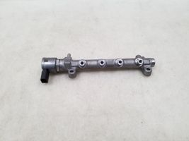 Volkswagen PASSAT B8 Fuel main line pipe 04L089G