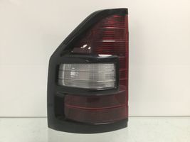 Mitsubishi Pajero Sport I Luci posteriori R1726L