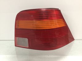 Volkswagen Golf IV Lampa tylna 1J6945096R