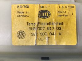 Volkswagen PASSAT B5 Ilmastoinnin ohjainlaite/moduuli 3B2907044A