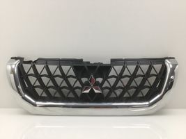 Mitsubishi Pajero Sport I Grille de calandre avant MR478595