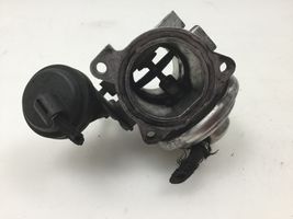 Volkswagen Bora Soupape vanne EGR 038129637B