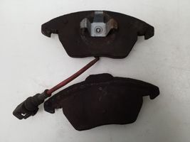 Volkswagen Caddy Brake pads (front) 