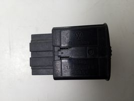 Volkswagen Jetta VI Interruptor de luz 
