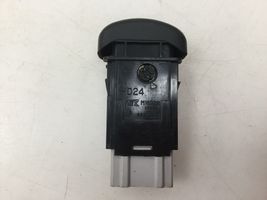 Opel Frontera B Hazard light switch M16328