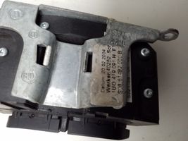Skoda Octavia Mk2 (1Z) Przełącznik / Przycisk kierownicy 1U0419091H