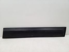 Nissan Qashqai Rivestimento della portiera anteriore (modanatura) JUOSTA