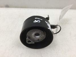 Nissan Qashqai Hihnankiristimen vauhtipyörä 8200585574