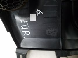 Nissan Note (E11) Verkleidung des Armaturenbretts 682409U100