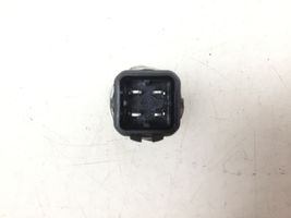 Audi A8 S8 D2 4D Gaisa kondicioniera spiediena sensors 8D0959482B