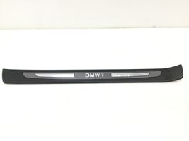 BMW 7 E65 E66 Copertura del rivestimento del sottoporta anteriore 8223551