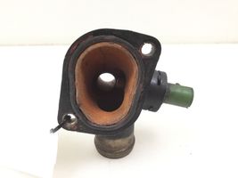 Volkswagen PASSAT B5 Termostaatin kotelo 06B121133A