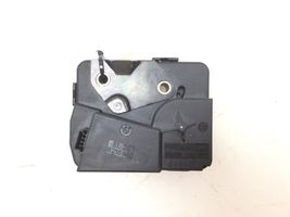 BMW 3 E46 Serratura portiera di carico 8218849