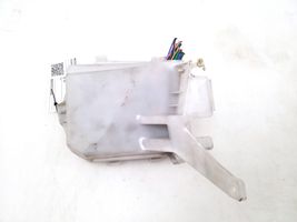 Nissan Note (E11) Module de fusibles 