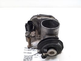 Volkswagen Golf III Throttle valve 030133064D