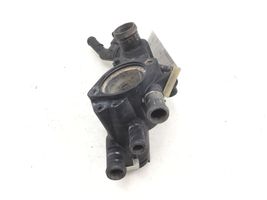 Volkswagen Golf IV Boîtier de thermostat / thermostat 032121111