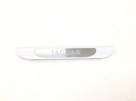 Jaguar XJ X350 Takaoven kynnyksen suojalista 1R8313244