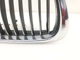 BMW 5 E39 Grille de calandre avant 8184532