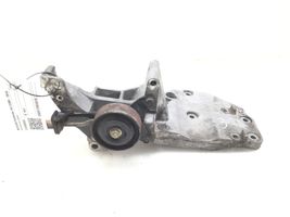 Nissan Pathfinder R51 Supporto del generatore/alternatore 11910EB300