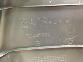 Nissan Juke I F15 B-pilarin verhoilu (alaosa) 769161KB0A