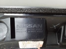 Nissan Qashqai Spoileris galinio dangčio 960304ES