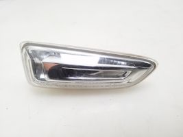 Opel Insignia B Indicatore di direzione del parafango anteriore 13491089