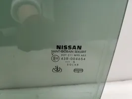 Nissan Pathfinder R51 Vitre de fenêtre porte arrière 