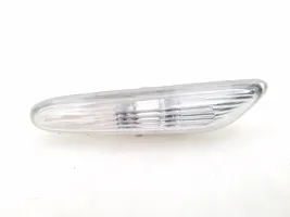 BMW 1 E82 E88 Front fender indicator light 7165742