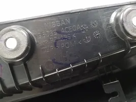 Nissan X-Trail T32 Lampka klapy bagażnika 960334CE0A