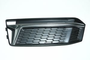 Audi A4 S4 B9 Etupuskurin alempi jäähdytinsäleikkö 8W0807681K