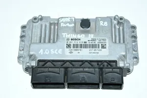 Renault Twingo III Engine control unit/module 237105748R