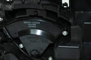 Toyota Aygo AB10 Vaihteenvalitsimen verhoilu 89451-52020
