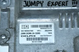 Peugeot Expert Calculateur moteur ECU 9819213980