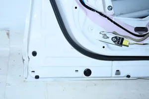 Toyota RAV 4 (XA40) Drzwi przednie 
