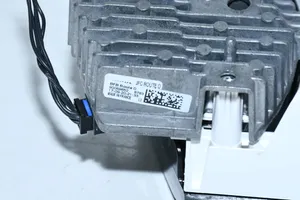 Renault Megane IV LED-liitäntälaitteen ohjausmoduuli 90069852