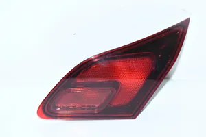 Opel Astra J Luci posteriori del portellone del bagagliaio 