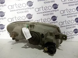 Hyundai Accent Phare frontale 9210522260