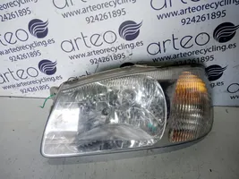 Hyundai Accent Phare frontale 9211025533