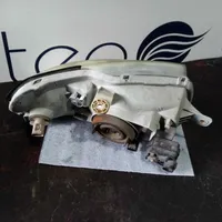 Hyundai Accent Phare frontale 9211025533