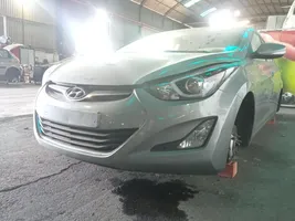 Hyundai Elantra Paraurti anteriore 