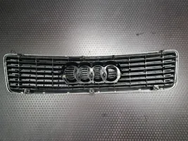 Audi 100 S4 C4 Grotelės priekinės 4A0853651