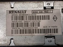 Renault Trafic II (X83) Unità principale autoradio/CD/DVD/GPS 8200348745