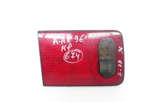 Audi A8 S8 D2 4D Lampy tylnej klapy bagażnika 4D0945093