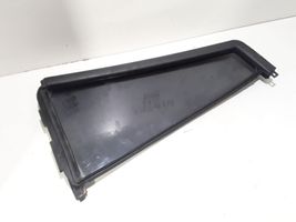 Hyundai Santa Fe Rear vent window glass 8353326000