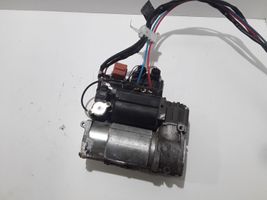 BMW X5 E53 Ilmajousituksen kompressoripumppu 4154031000