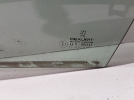 Peugeot 607 Pare-brise vitre arrière 43R001345