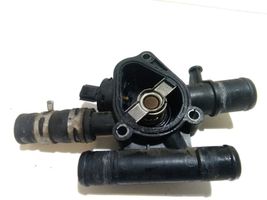 Suzuki Grand Vitara II Termostaatin kotelo U700089C04H7