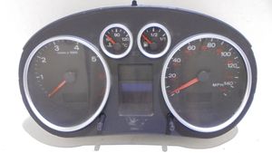 Audi A2 Spidometrs (instrumentu panelī) 8Z0920950J